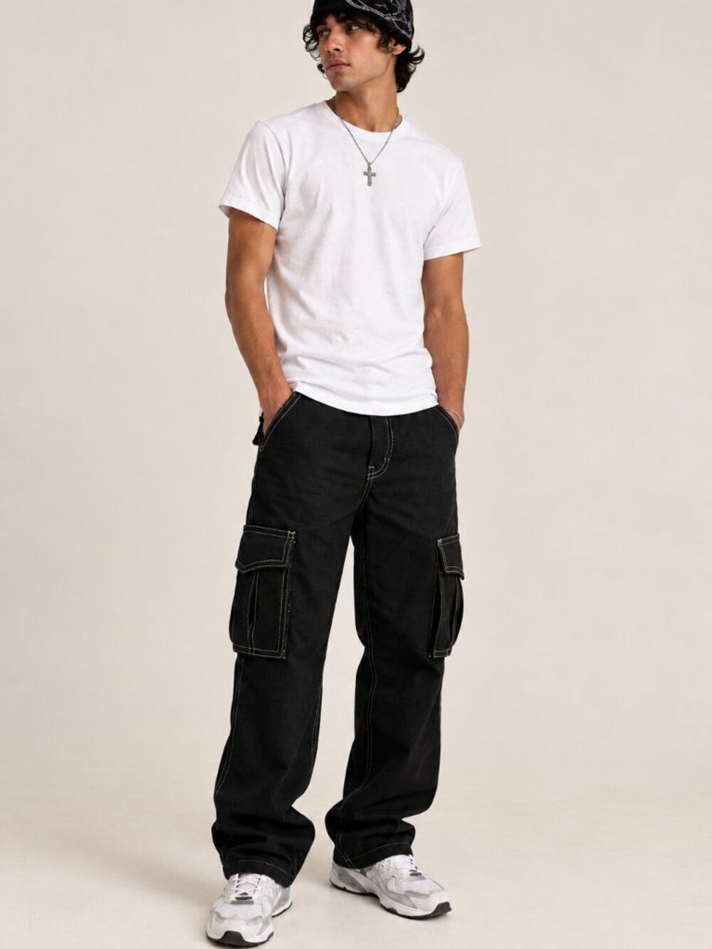 True Religion Jet Black Cargo Pants Contrast Stitch NWT Men's 32 Baggy Y2K